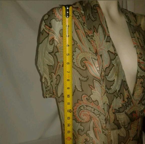 Mary Ann Restivo Low Cut V Neck Top Size 8 - Picture 5 of 8